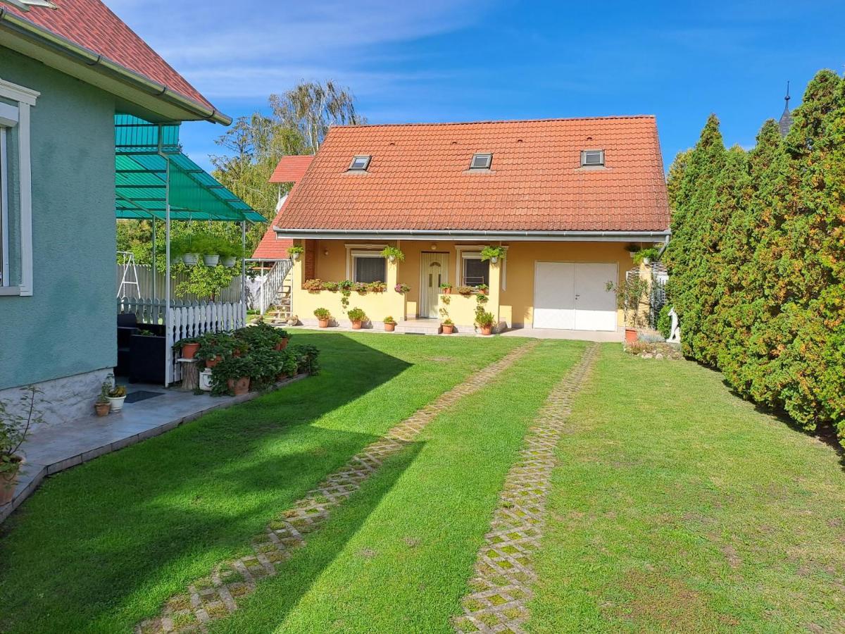Bianka Apartman Balatonlelle Ngoại thất bức ảnh