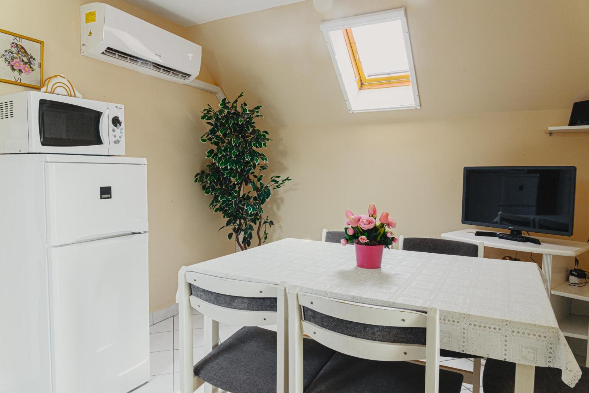 Bianka Apartman Balatonlelle Ngoại thất bức ảnh